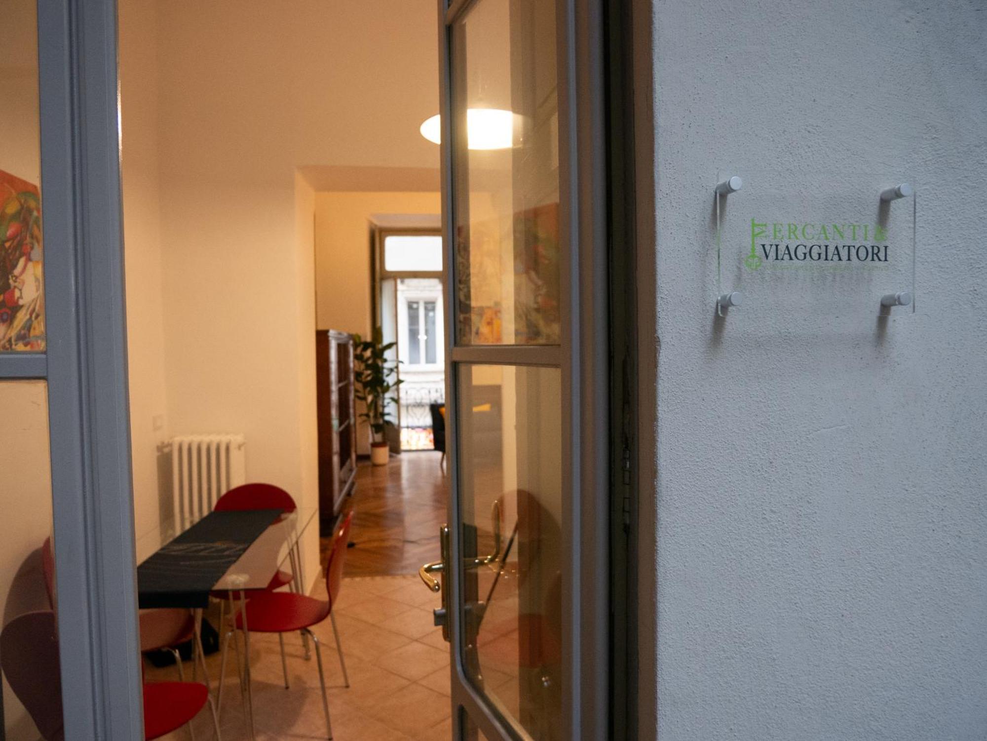 Mercanti E Viaggiatori Turin Luaran gambar